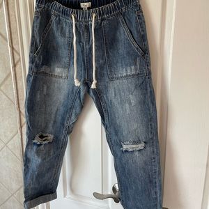 Easel boyfriend jeans